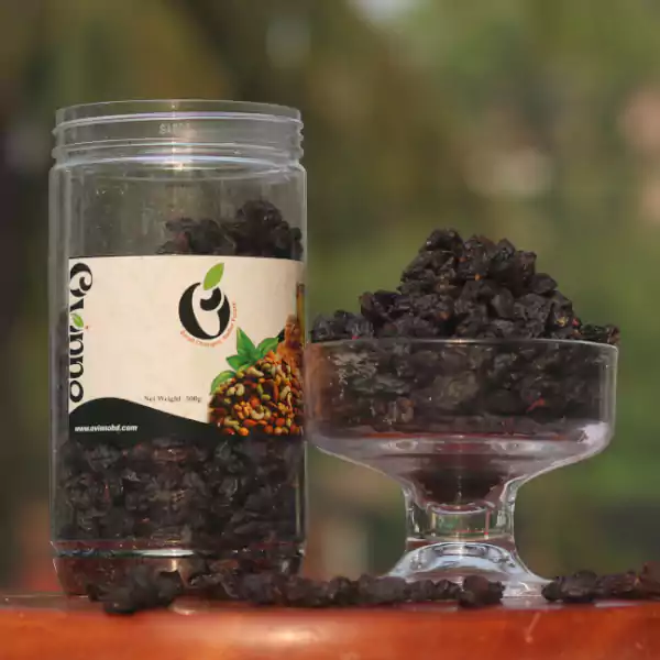 Black Raisin (কালো কিসমিস) 